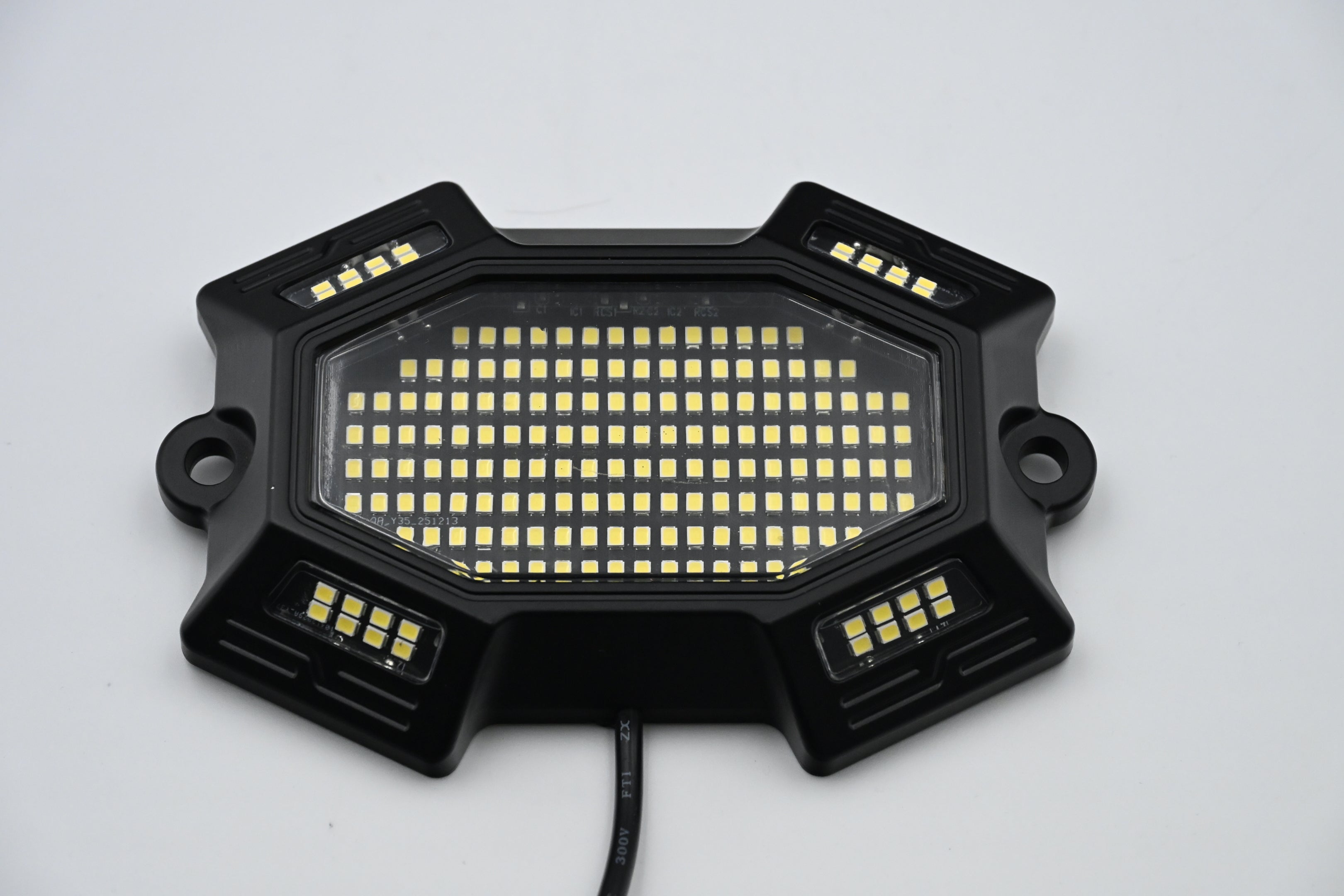 184 LED Plug & Play Extreme Brightness White Rock Light